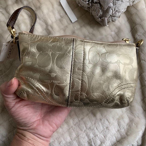 New With Tags Coach Monogram Gold Metallic Handbag - Picture 3 of 3